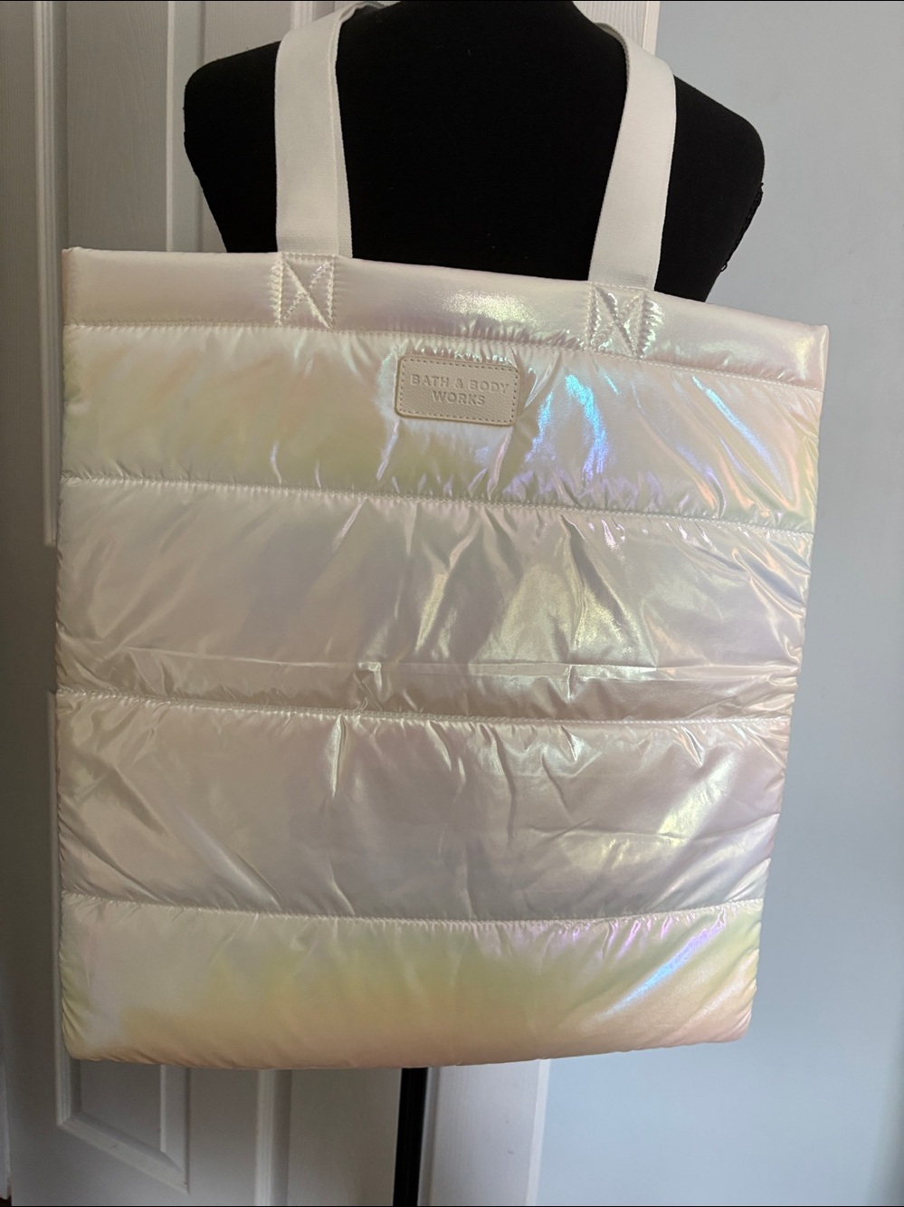 Bath & Body Works Iridescent Quilted Puffer Tote Bag Shopper - Picture 2 of 5